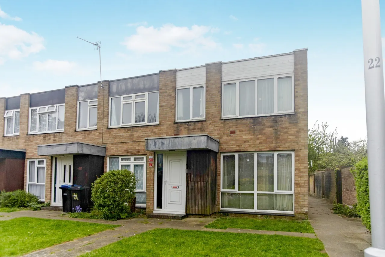 3 bed house for sale — Turnpike Link, Croydon, CR0