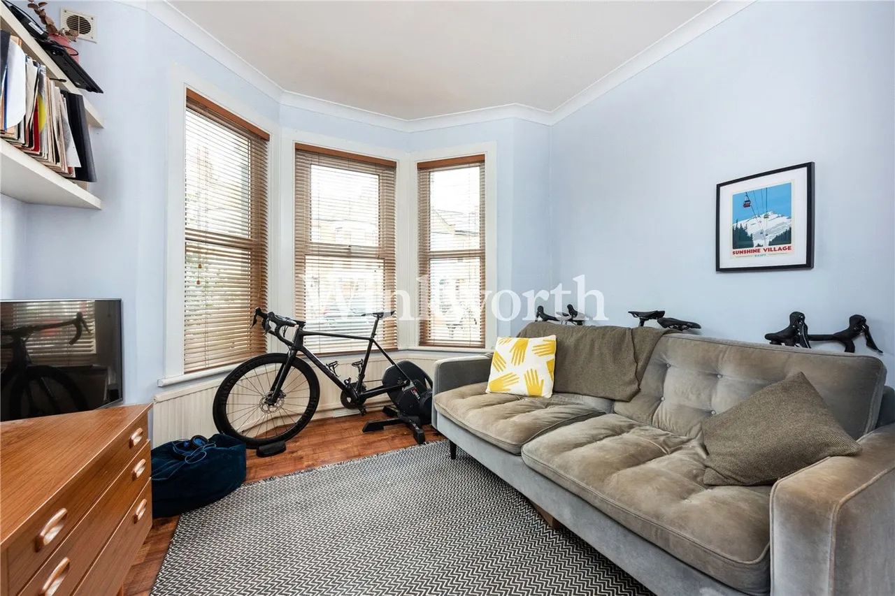 Rutland Gardens, London, N4, photo 5