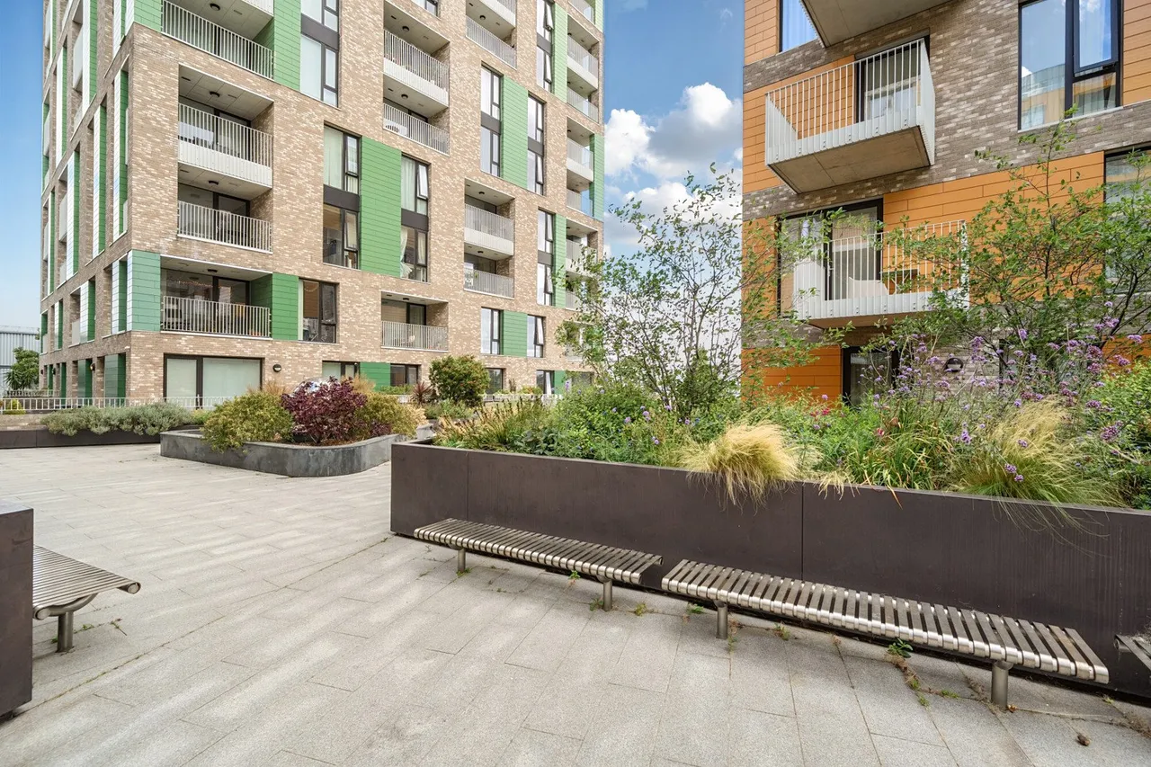 Cyrus Field Street, SE10, photo 9
