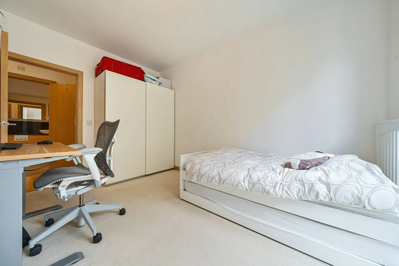 Cyrus Field Street, SE10, photo 18