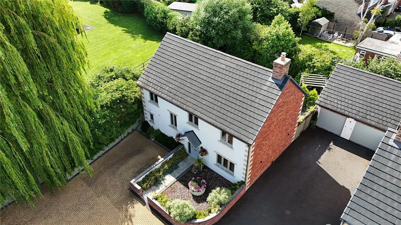 Westbury, photo 24
