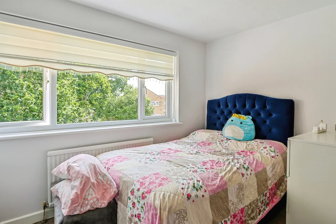 Hewitt Road, Poole, BH15, photo 18
