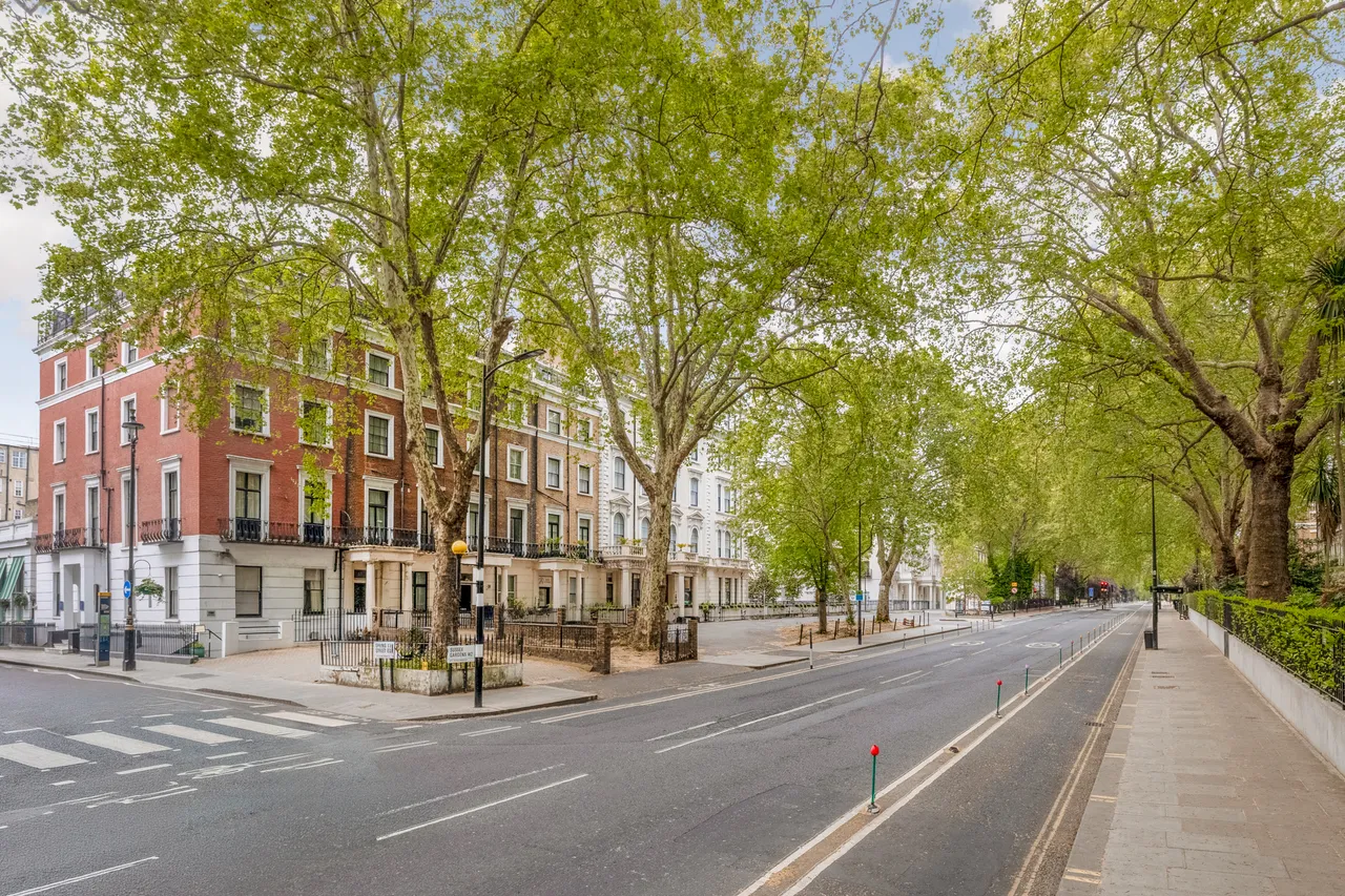 Sussex Gardens, Paddington, London, photo 9