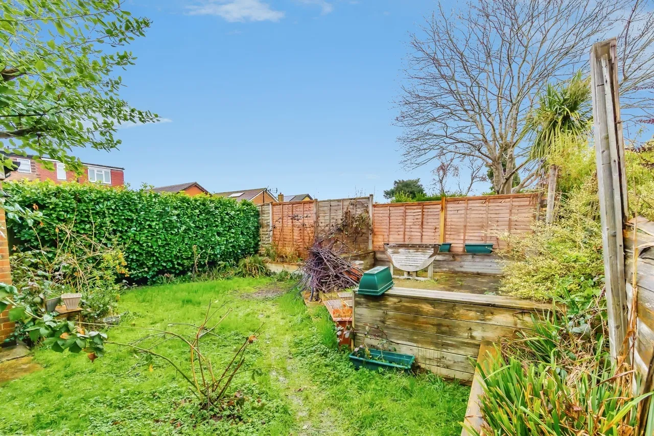 Addison Road, Caterham, Surrey, CR3, photo 2
