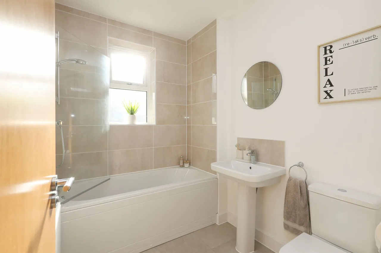 Tivey Road, Eckington, S21, photo 29