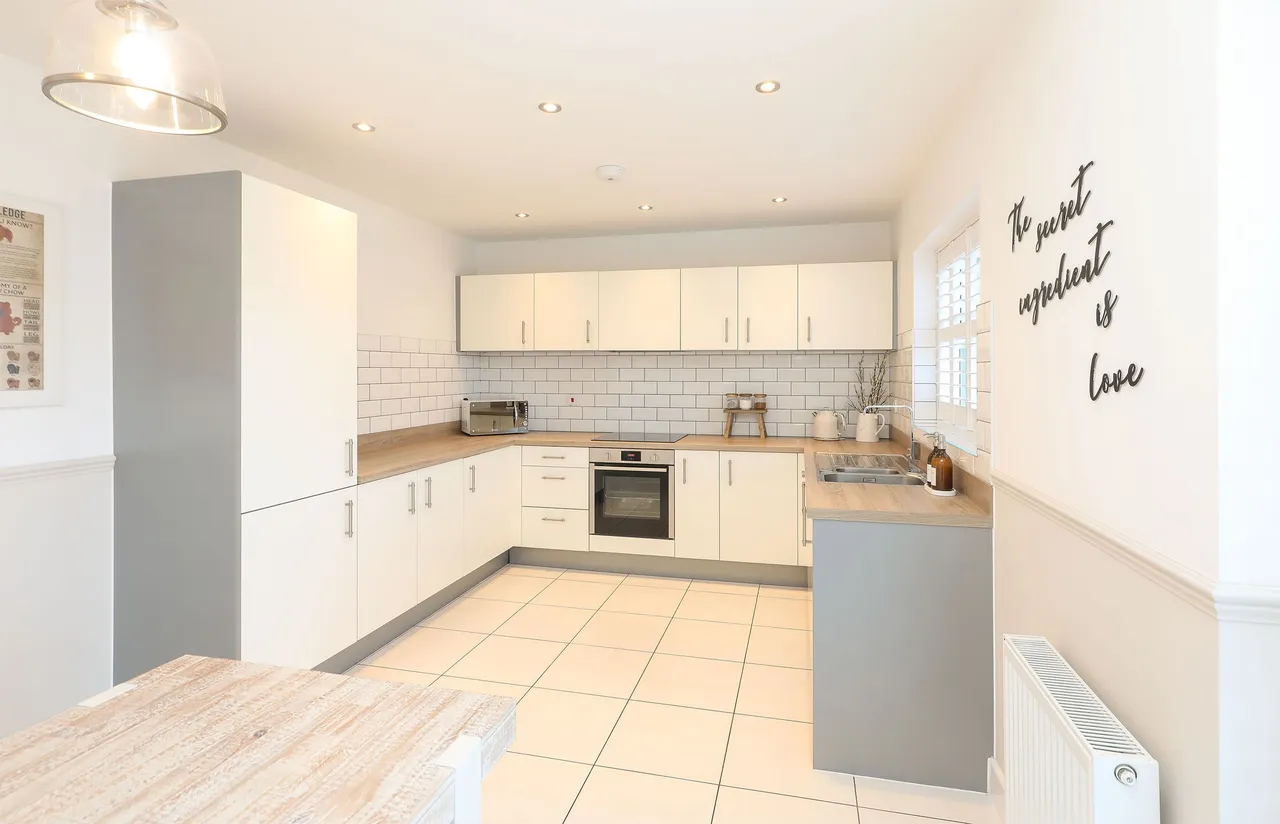 Tivey Road, Eckington, S21, photo 5