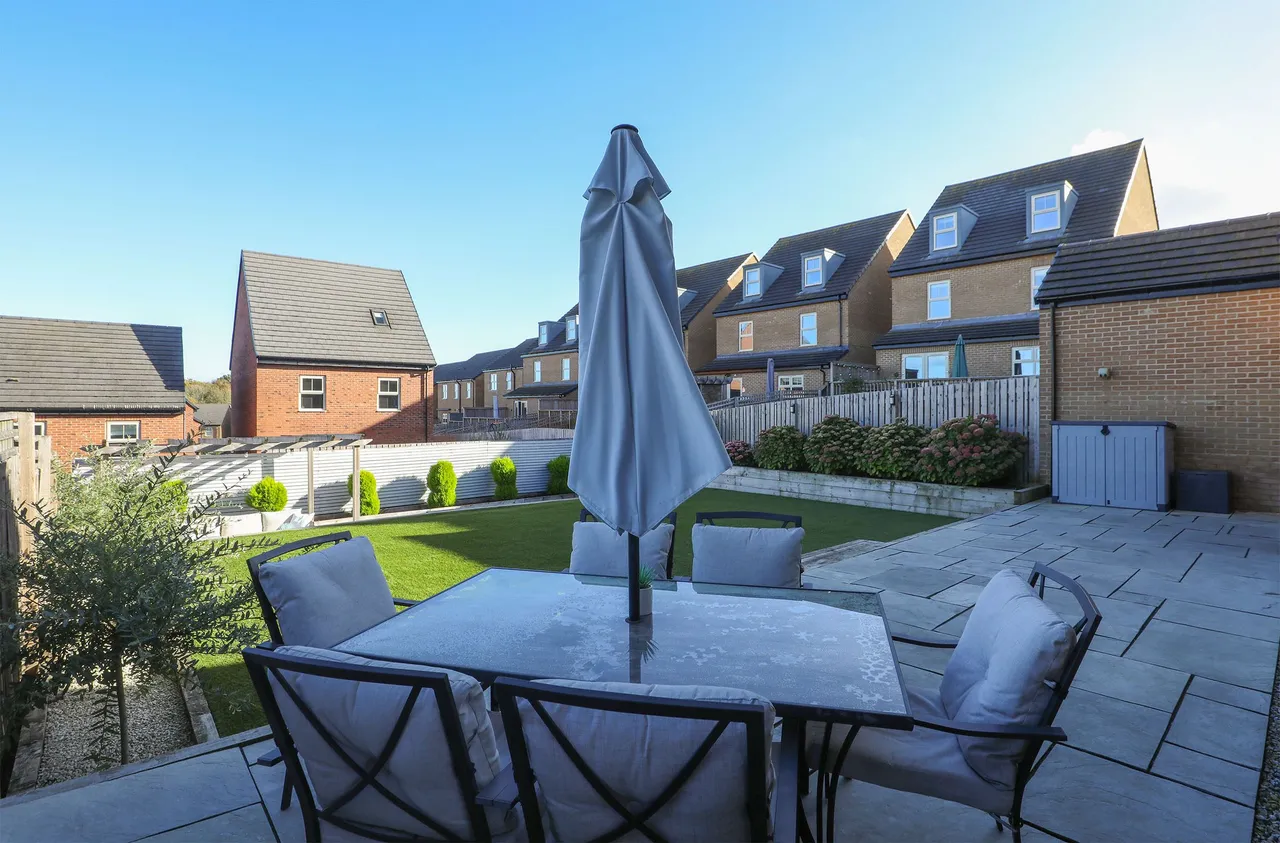 Tivey Road, Eckington, S21, photo 33