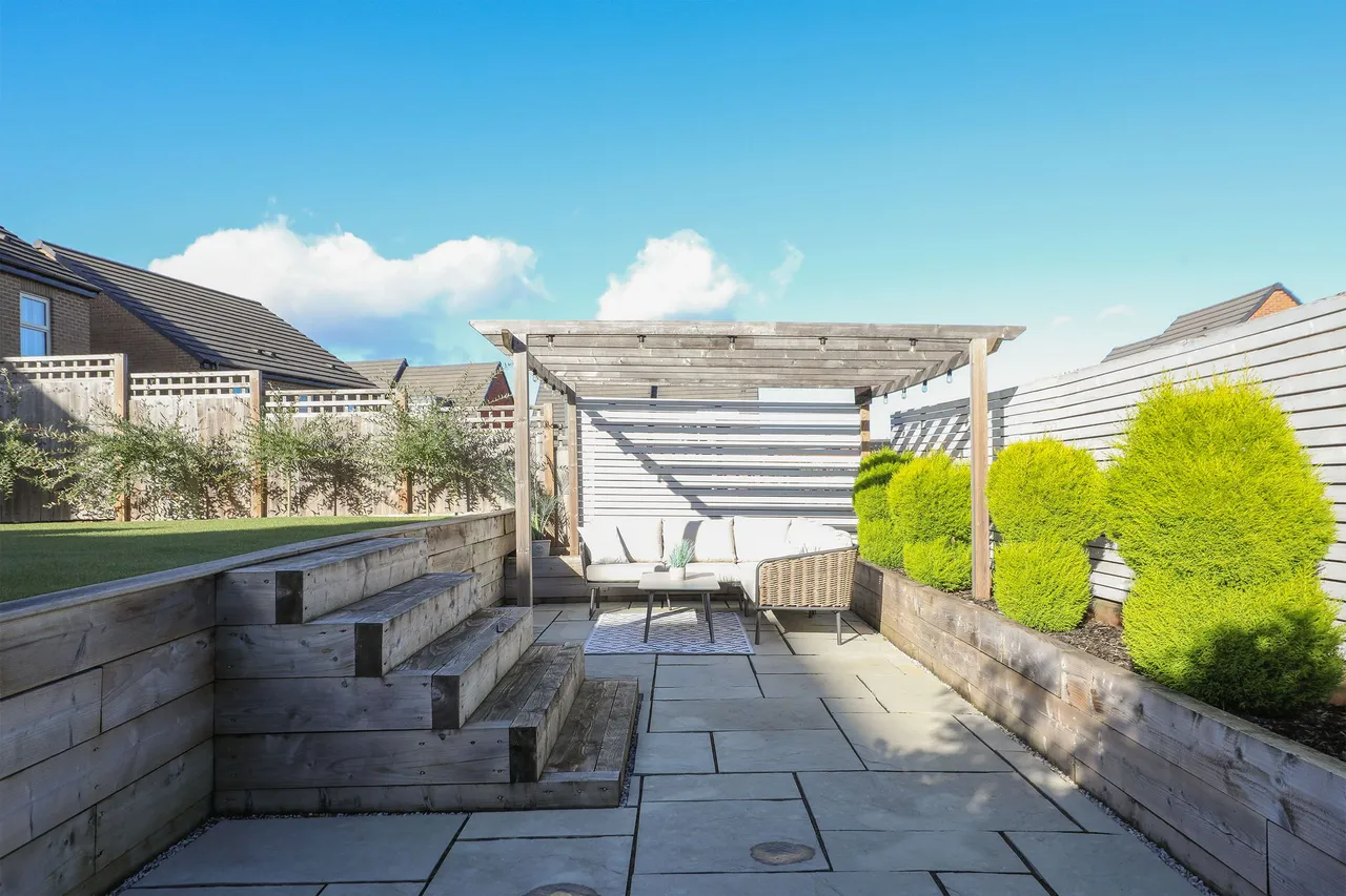 Tivey Road, Eckington, S21, photo 36