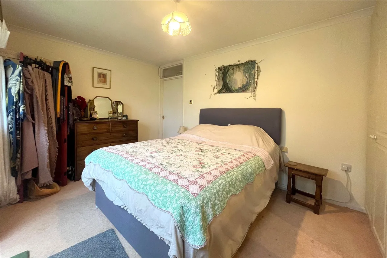Avon Road, Farnham, Surrey, GU9 8PG, photo 5