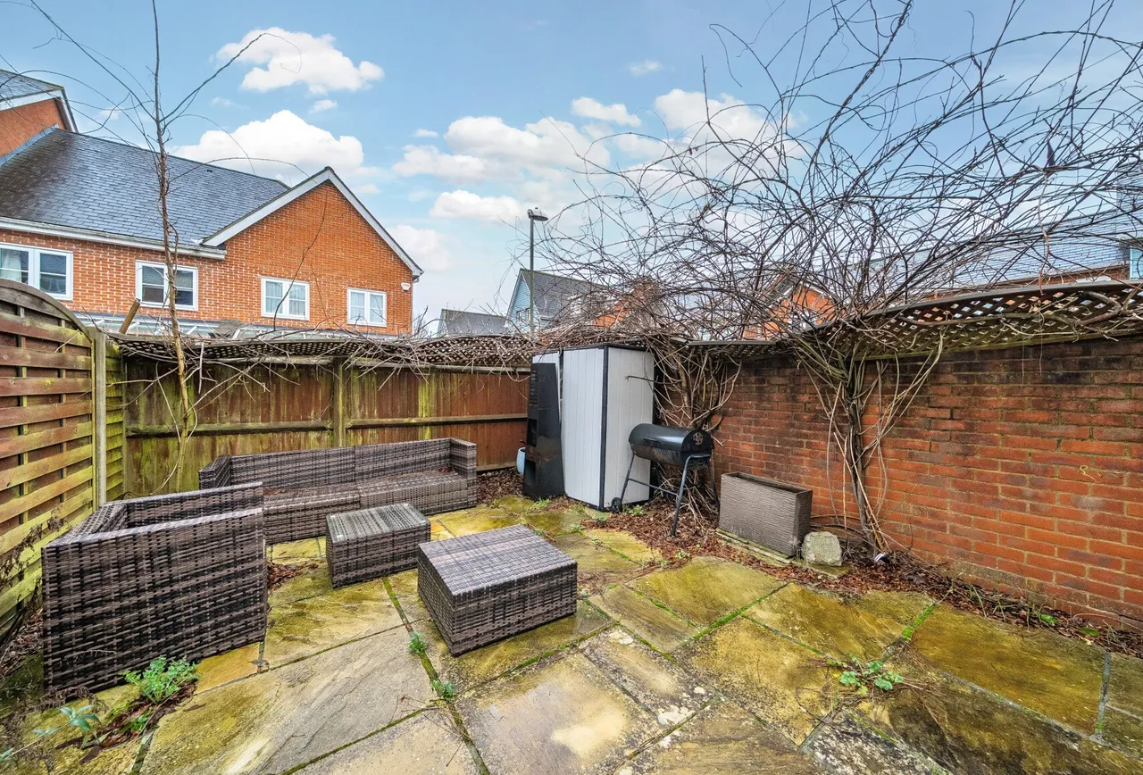 Goodworth Road, Redhill, RH1 1TE, photo 10