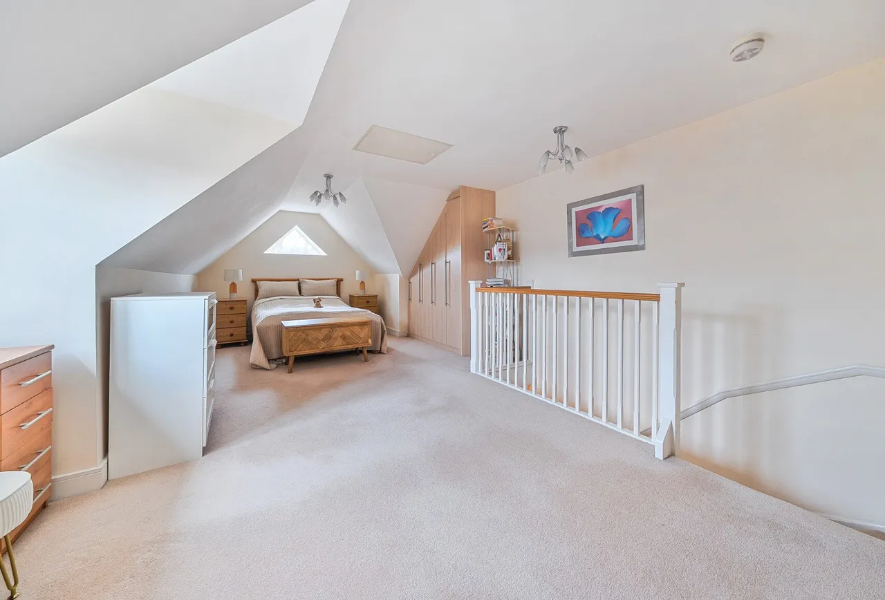 Goodworth Road, Redhill, RH1 1TE, photo 8