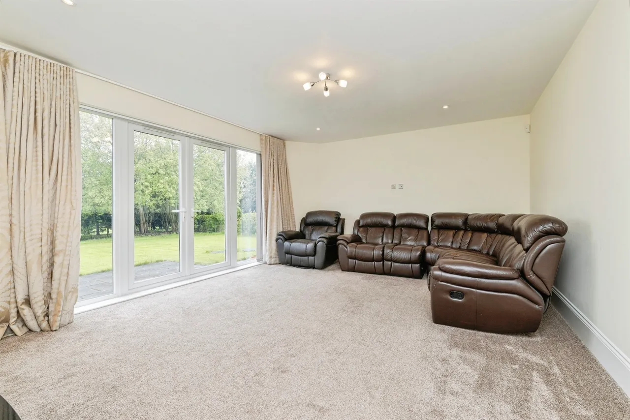 Saville Close, Wynyard, BILLINGHAM, photo 3