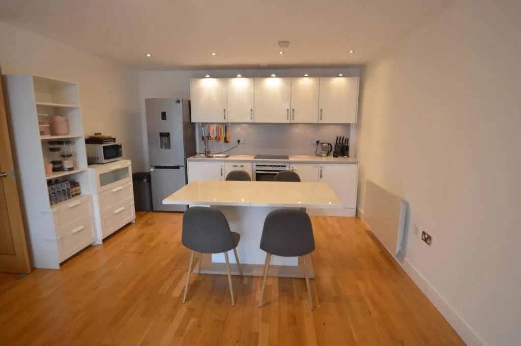Bute Terrace, Cardiff, CF10, photo 6
