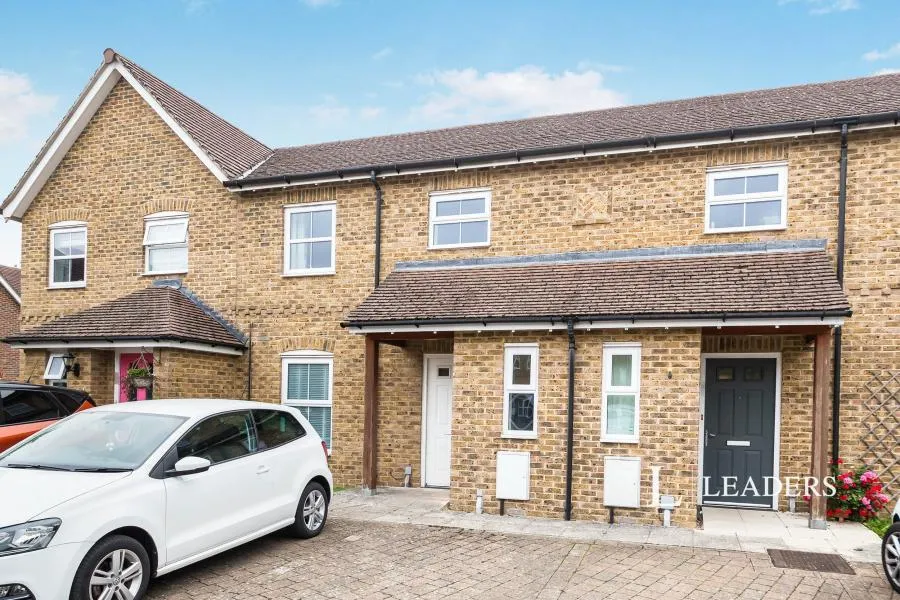 Hilda Dukes Way, East Grinstead, RH19, photo 2