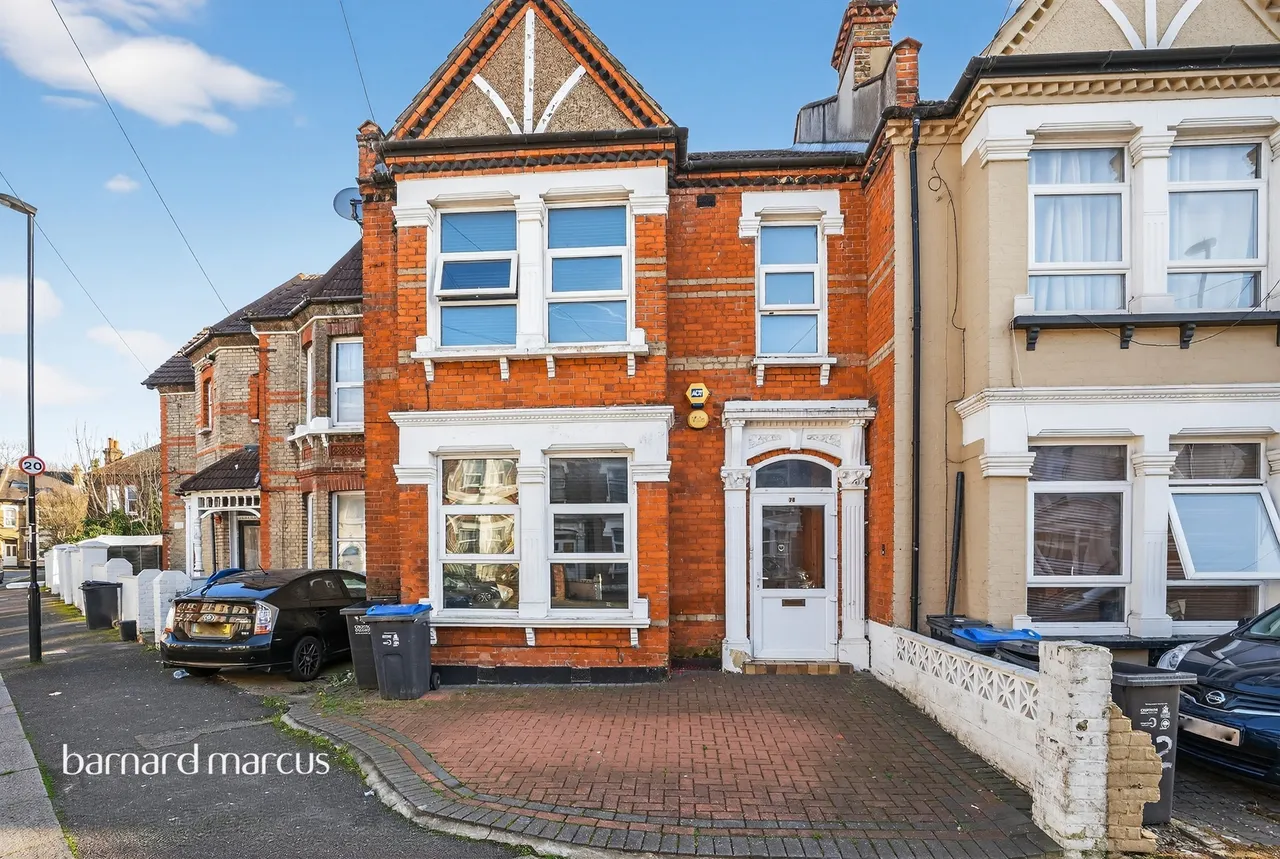 4 bed house for sale — Nova Road, Croydon