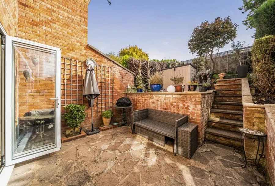 Wessex Drive, Cheltenham, GL52, photo 15