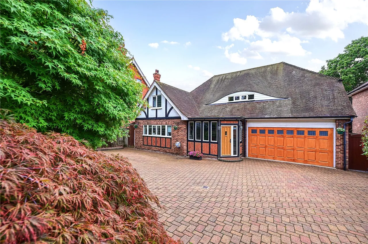 Salisbury Road, Farnborough, GU14, photo 29