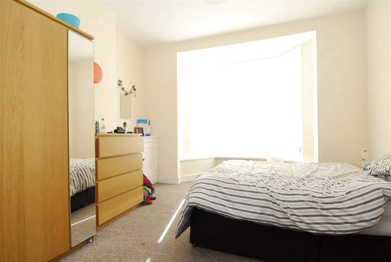 Seaton Avenue, Flat, photo 5