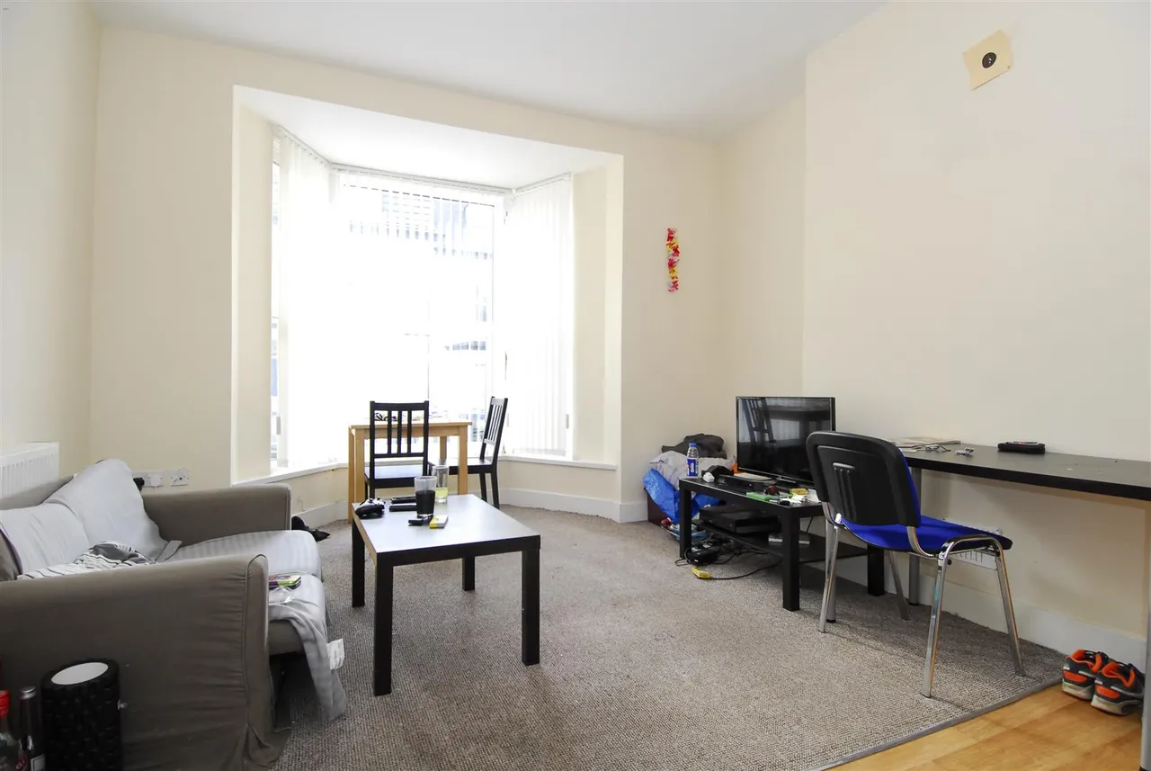Seaton Avenue, Flat, photo 3