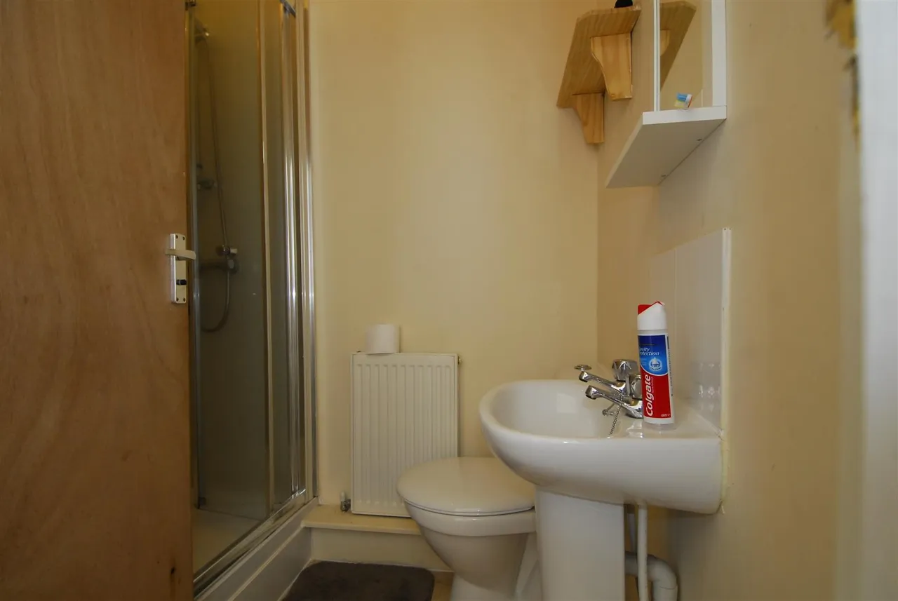 Seaton Avenue, Flat, photo 4