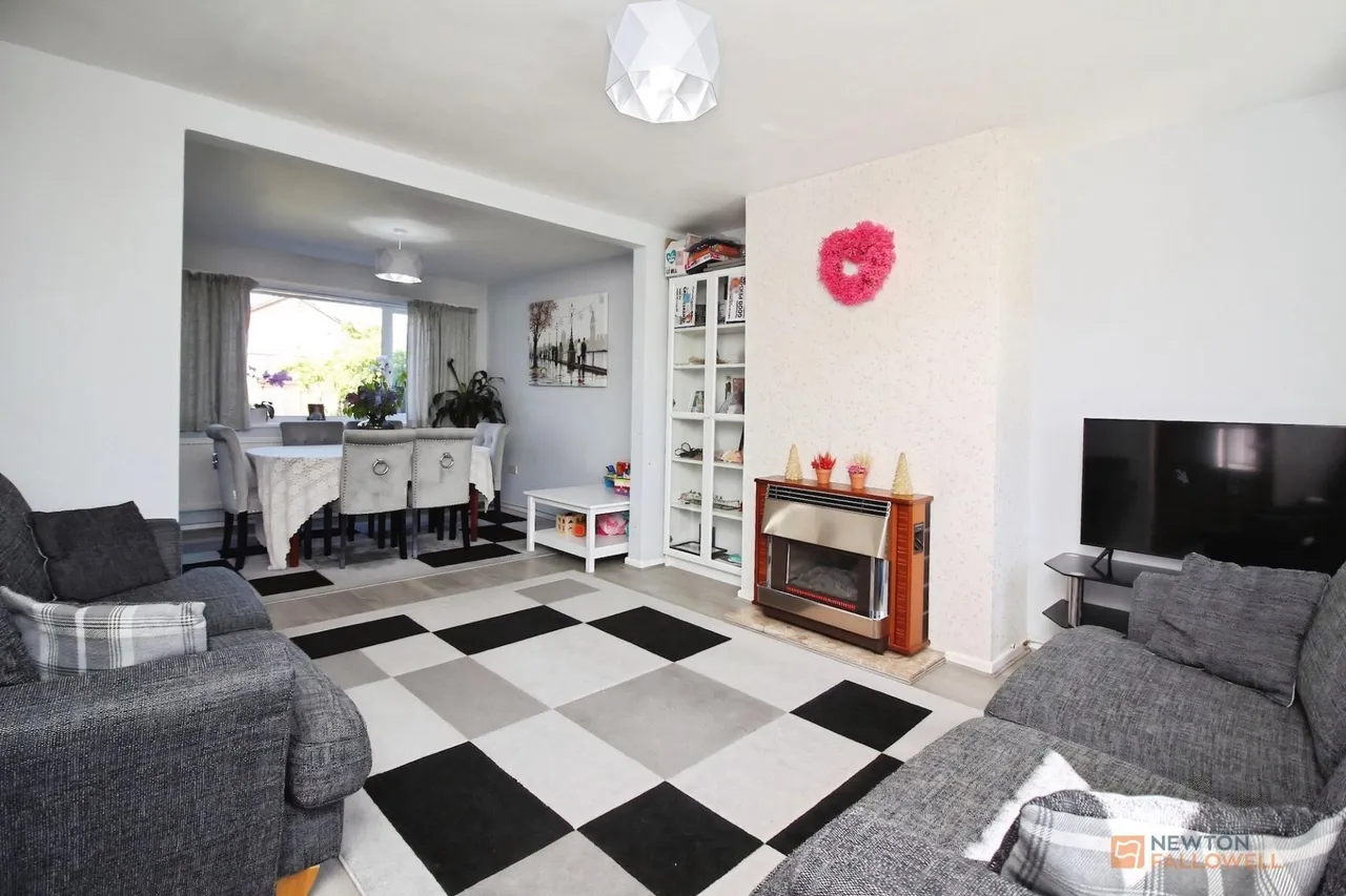 Shanklin Gardens, Leicester Forest East, LE3, photo 2
