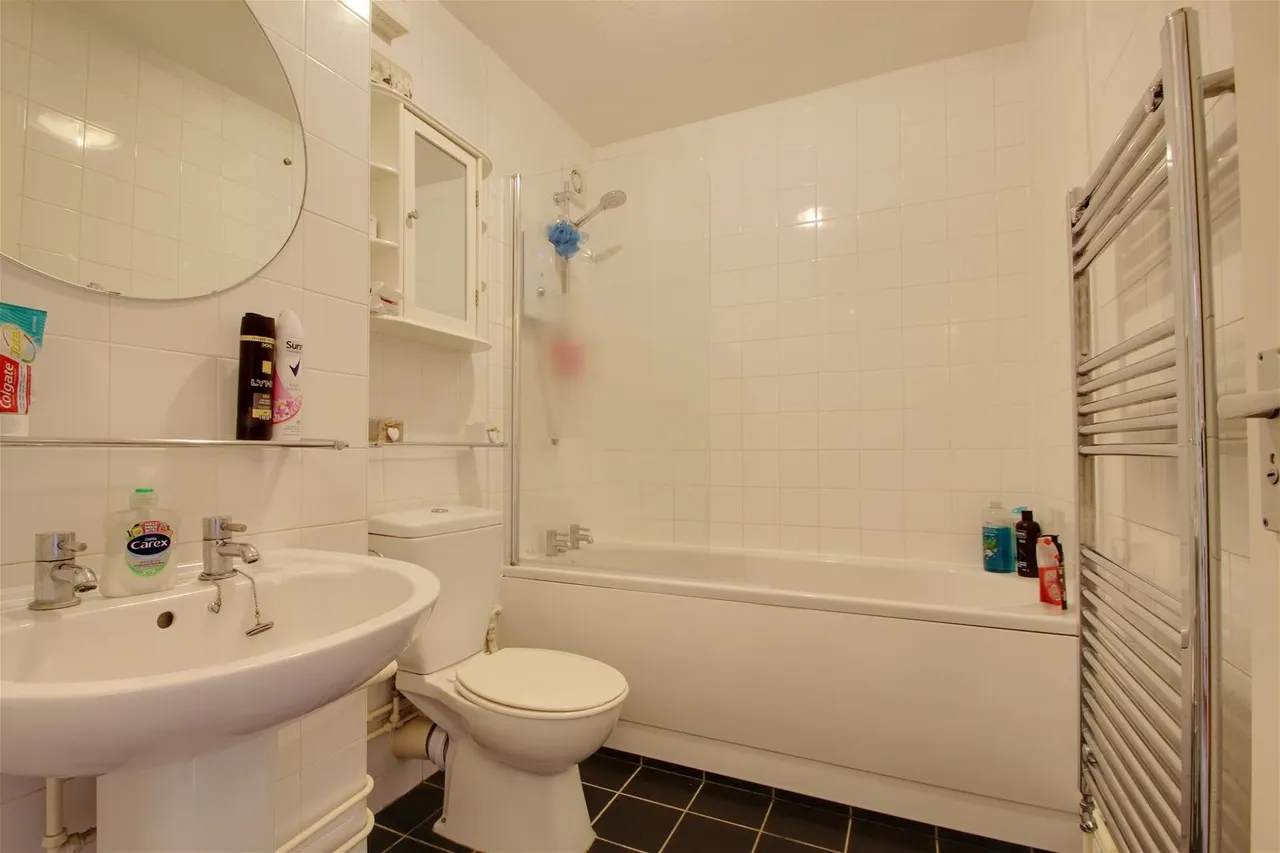 Wisborough Court, Littlehampton Road, WORTHING, photo 8