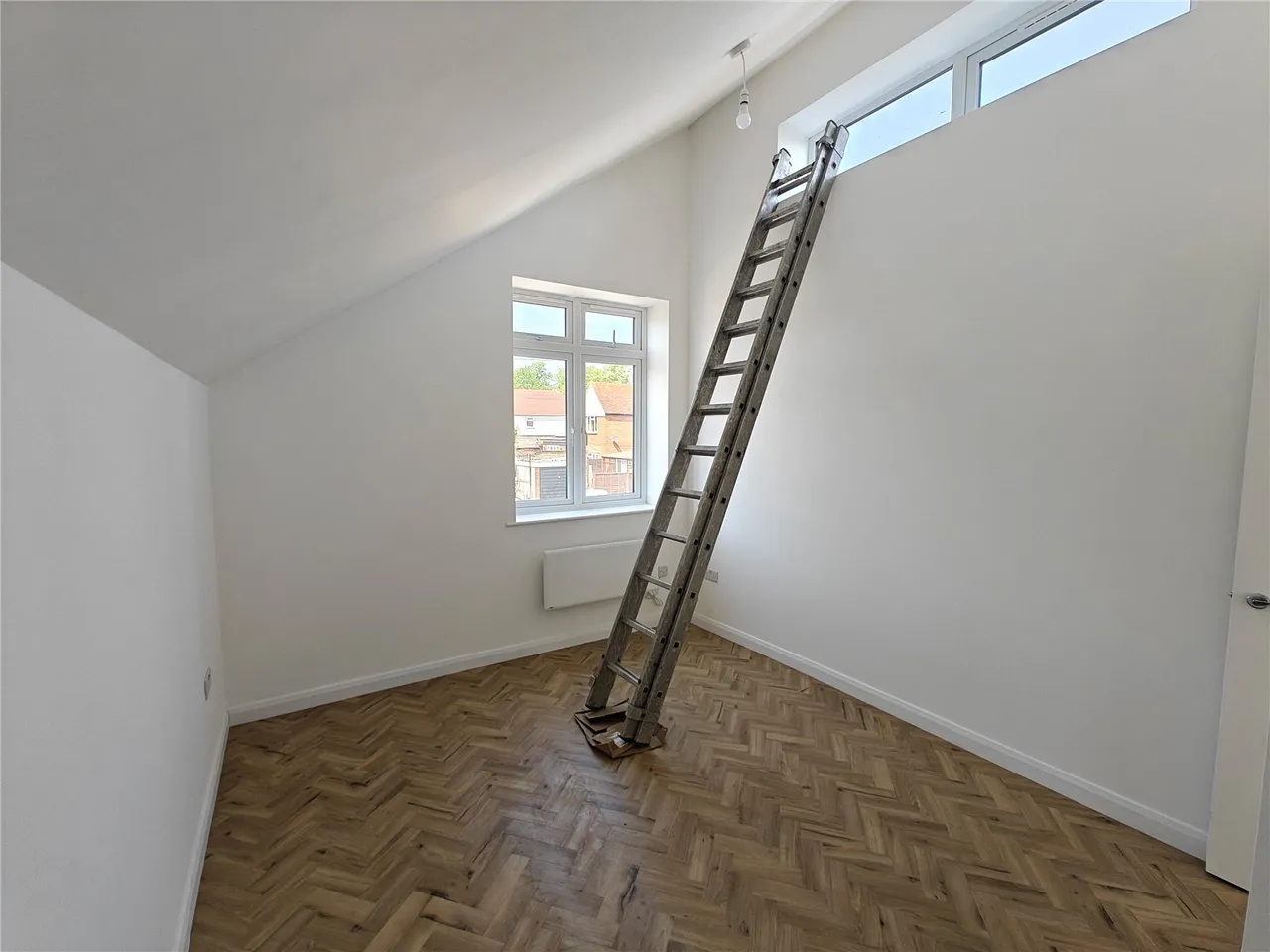 Beckingham Road, Guildford, GU2, photo 9