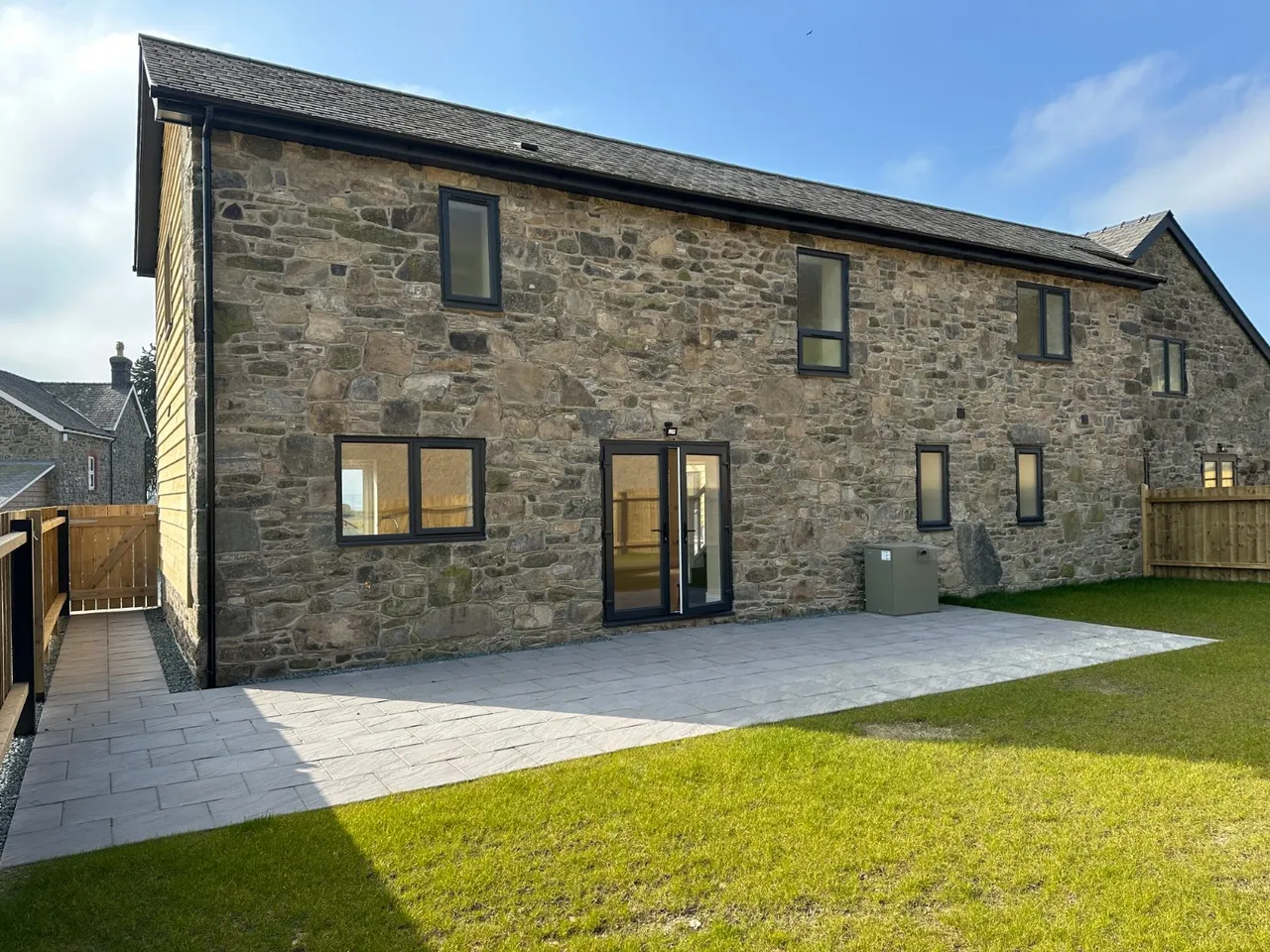 4 bed house to rent, Clatter, Caersws