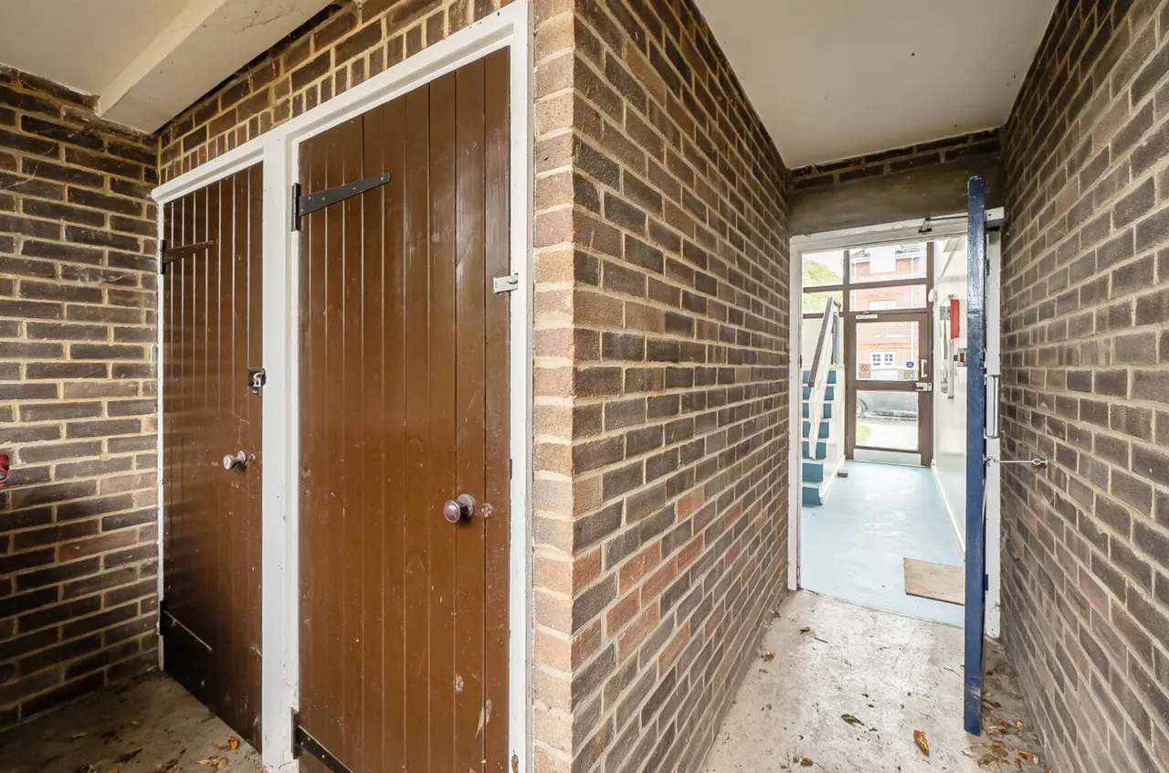 Shamrock Close, Chichester, PO19, photo 6