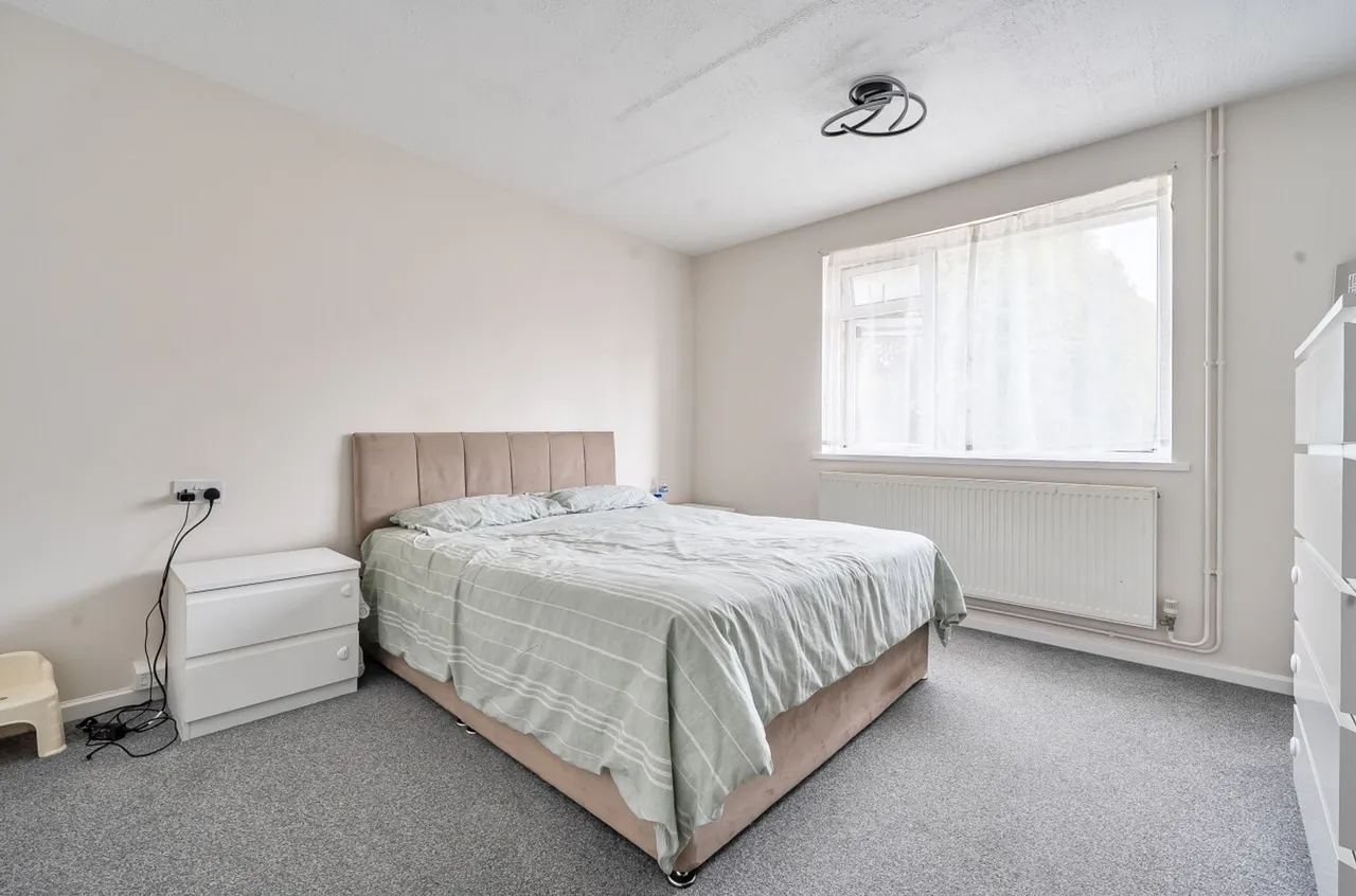 Shamrock Close, Chichester, PO19, photo 11