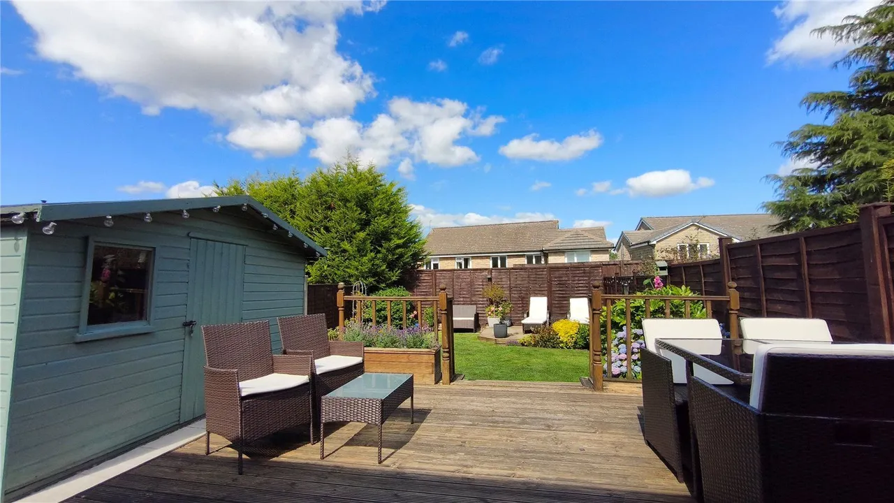 West Lea Crescent, Yeadon, LS19, photo 22