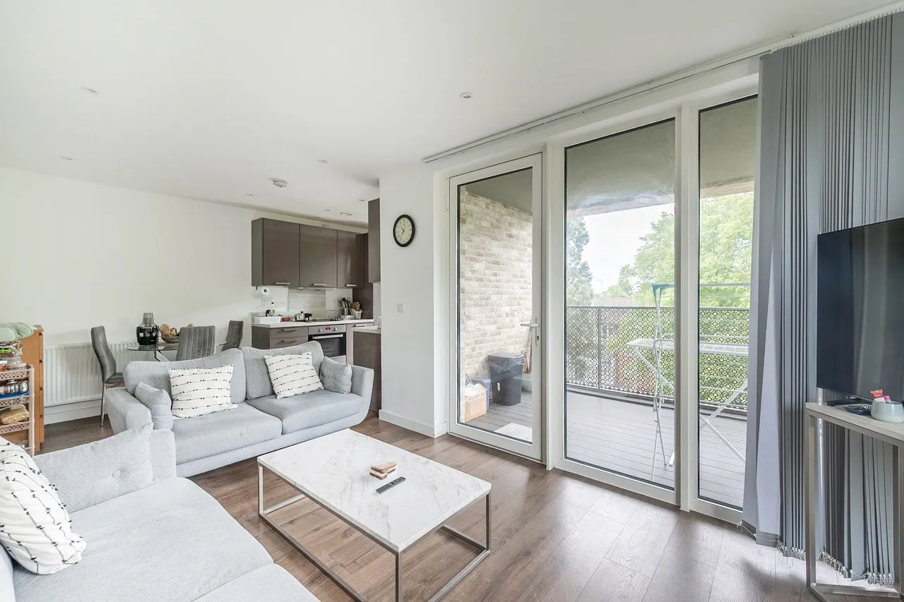 Flat 20, Aldenham Court, 1 Brannigan Way, Edgware, photo 9