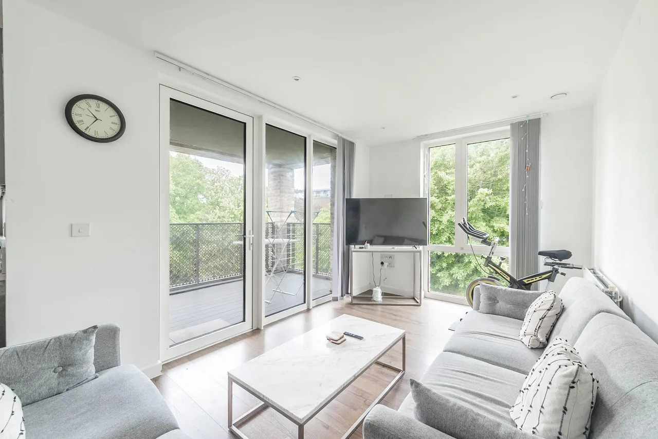 Flat 20, Aldenham Court, 1 Brannigan Way, Edgware, photo 6