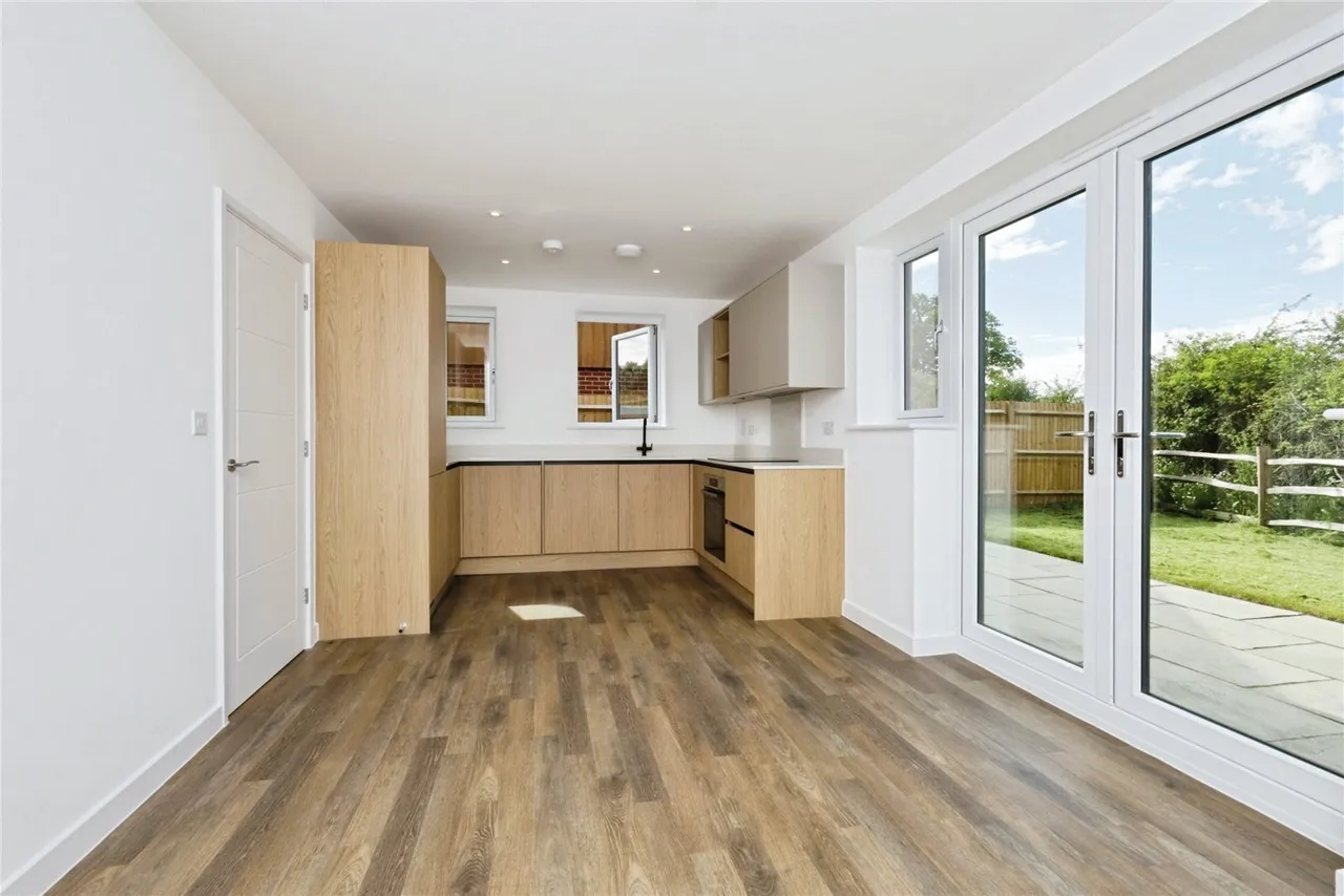 Camberlot Road, Upper Dicker, BN27, photo 9