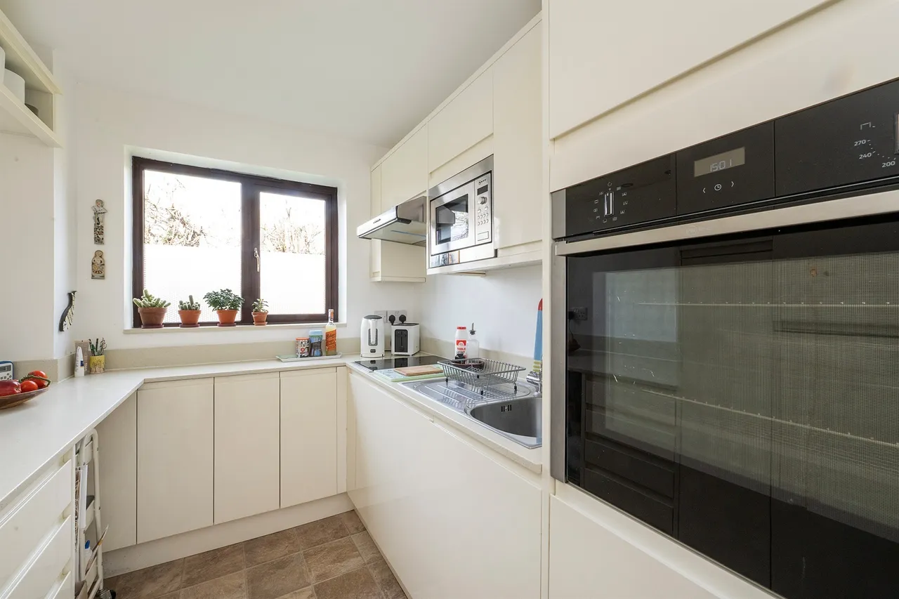 Weston Road, Aston Clinton, HP22, photo 4