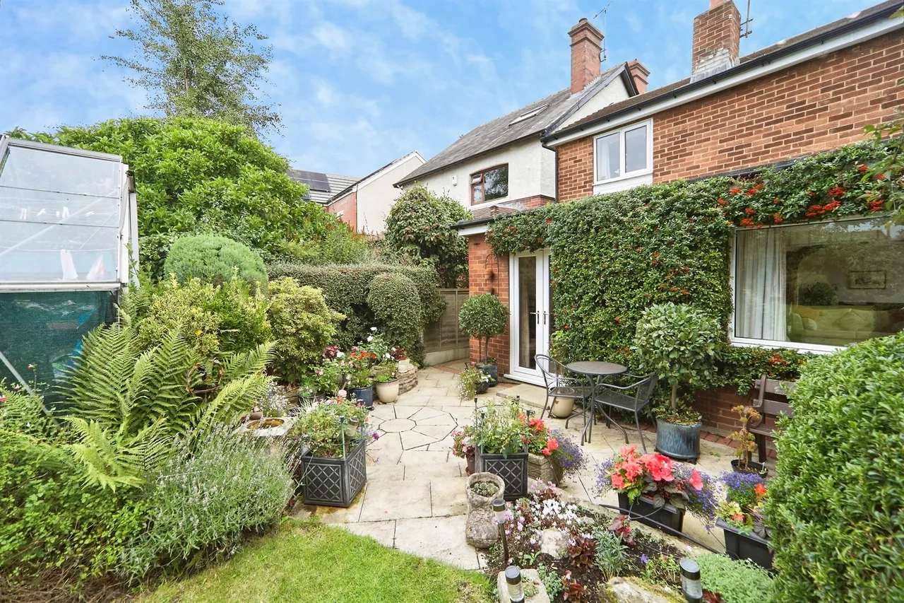 Gledhow Wood Avenue, Leeds, LS8, photo 10