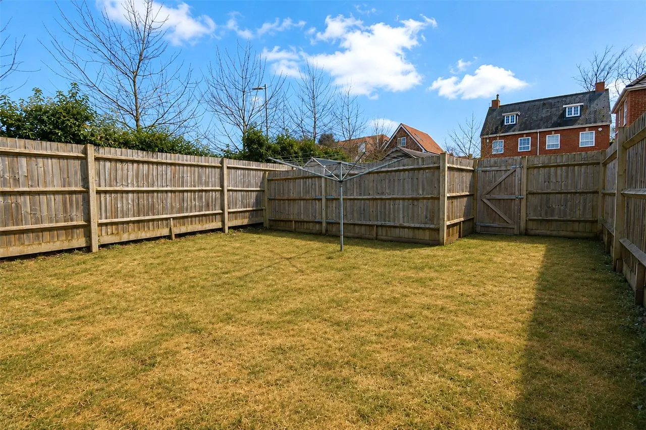Edison Place, 18 Winchester Road, Basingstoke, Hampshire, RG21, photo 9