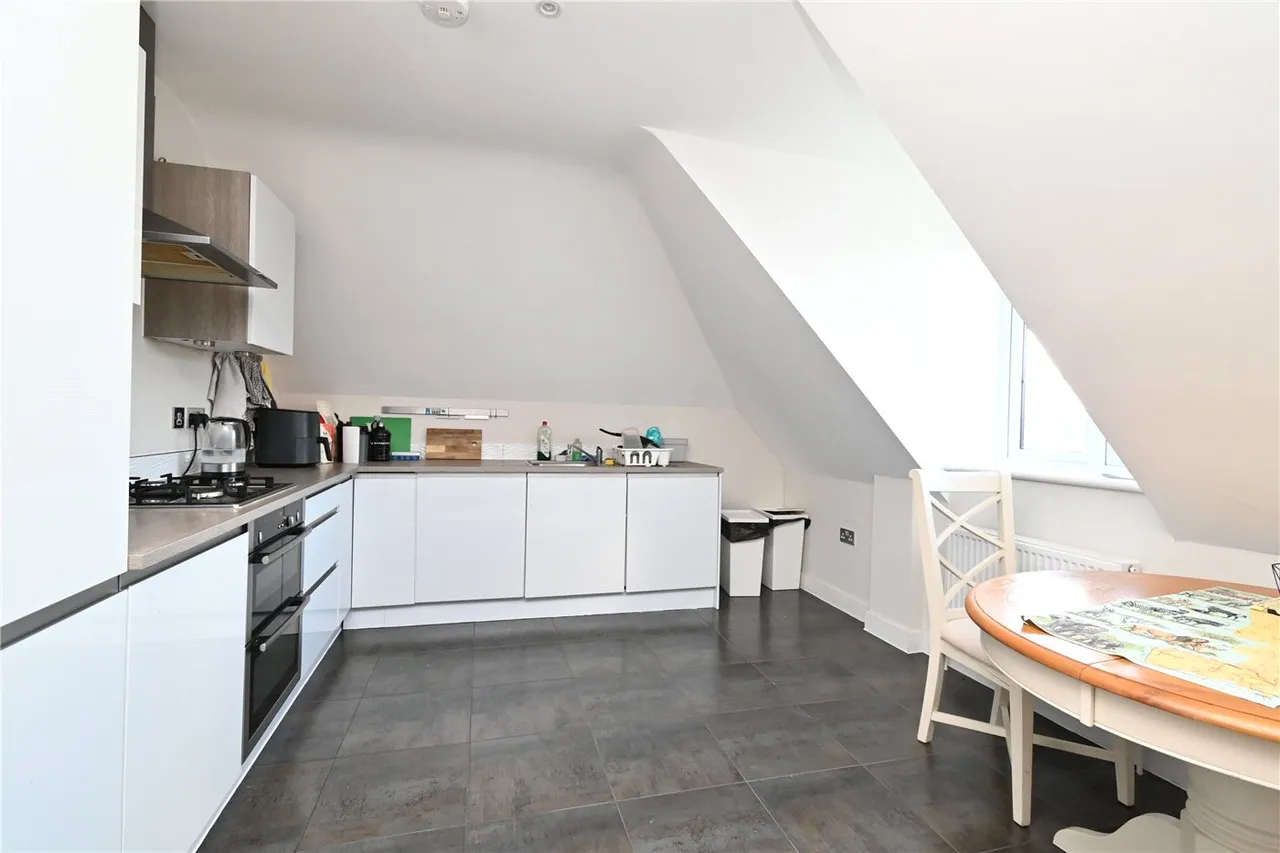 Edison Place, 18 Winchester Road, Basingstoke, Hampshire, RG21, photo 6
