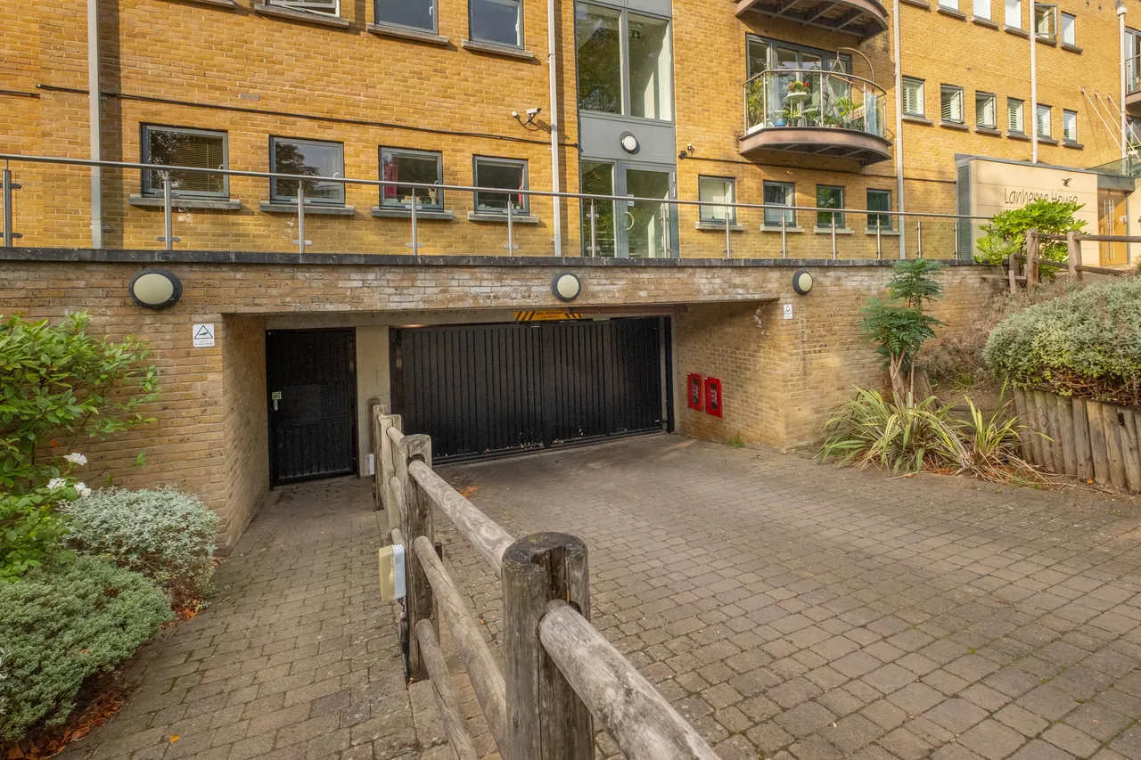 The Downs, London, SW20, photo 8