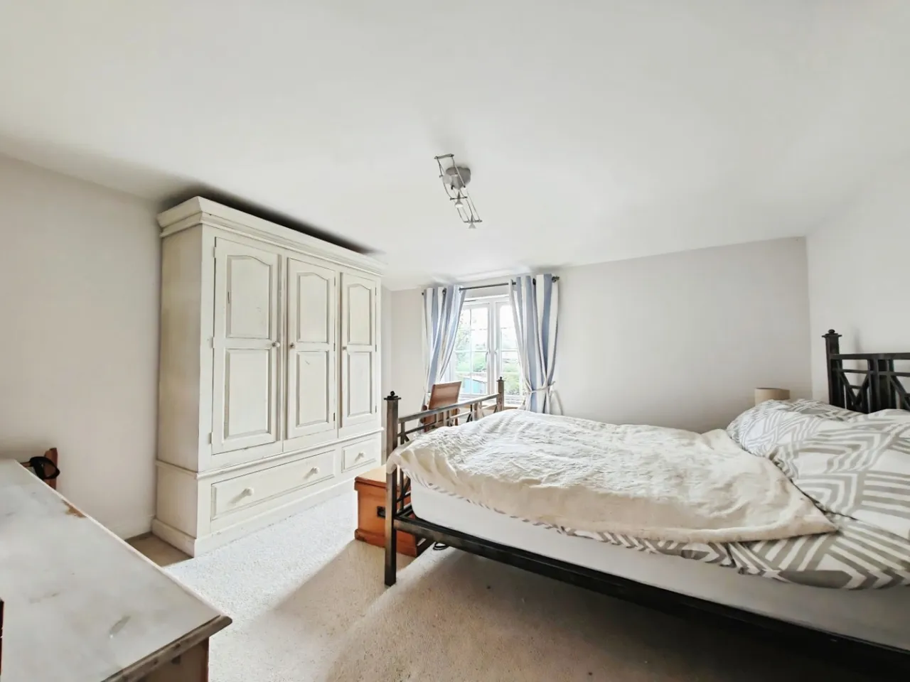 Warfield Street, Warfield, RG42, photo 12