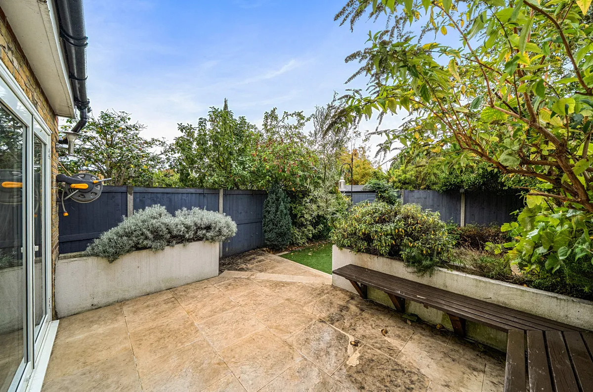 Canbury Avenue, London, KT2, photo 4