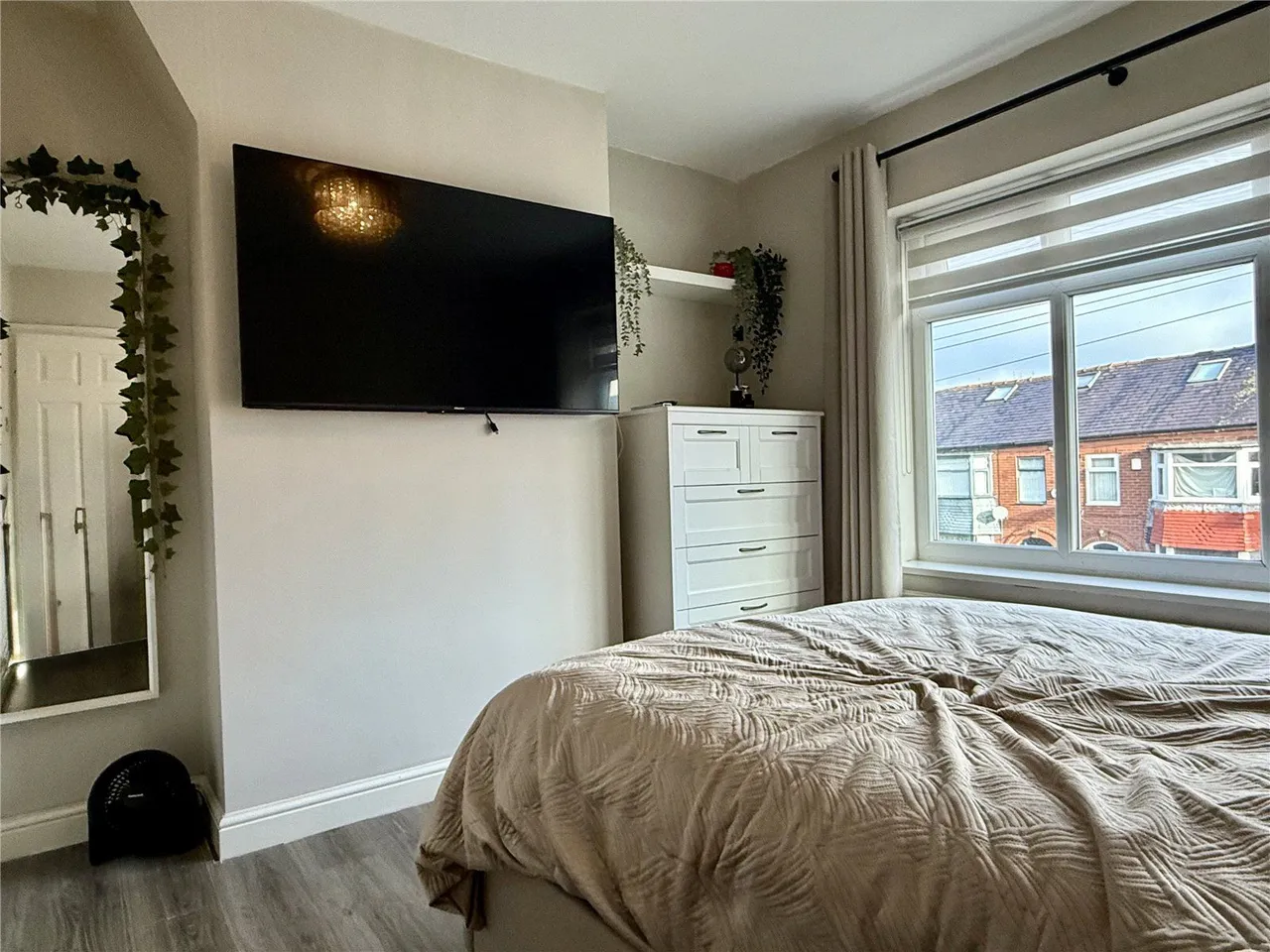 Hunt Lane, Chadderton, OL9, photo 8