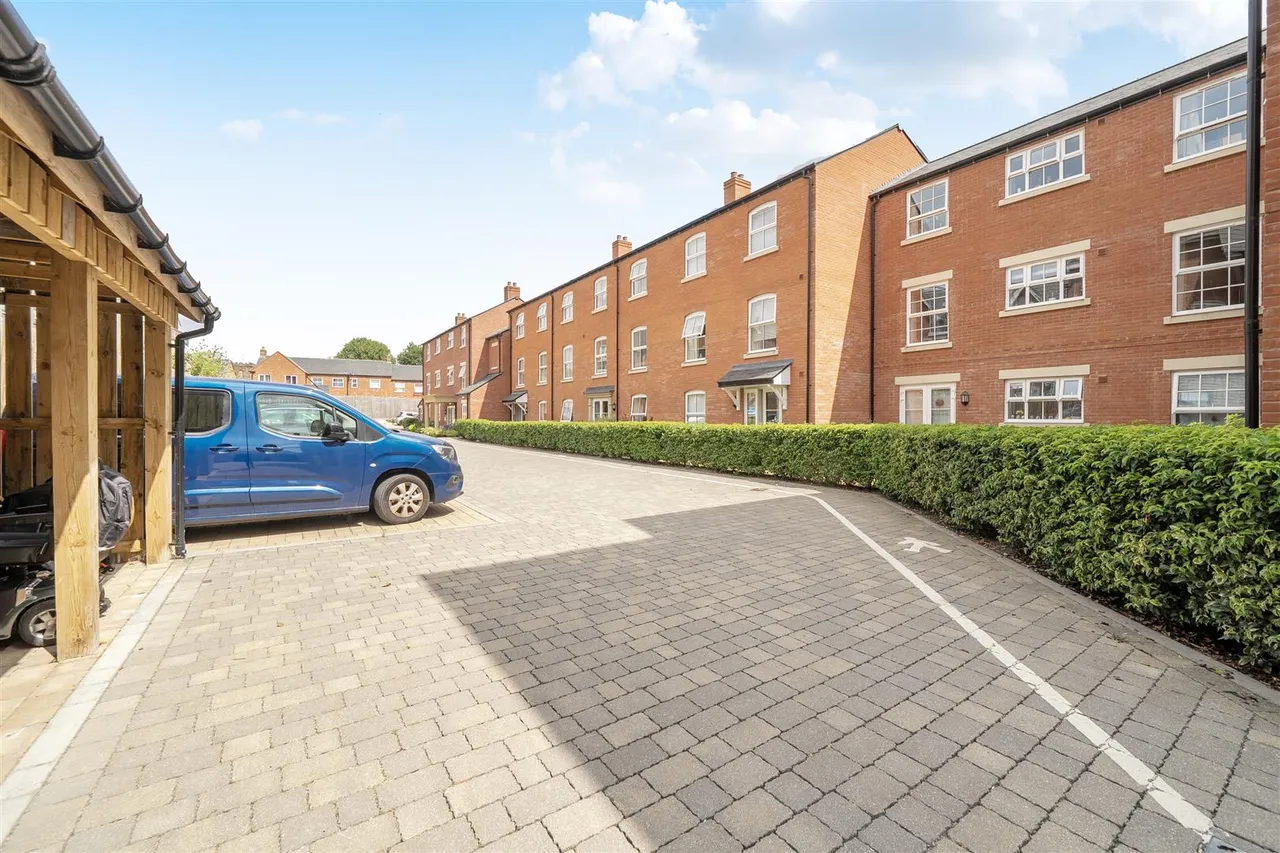 Water Lane, Towcester, NN12, photo 15