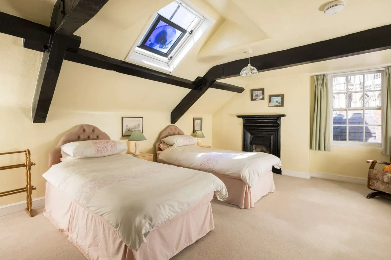 Minster Yard, York, YO1 7HH, photo 10