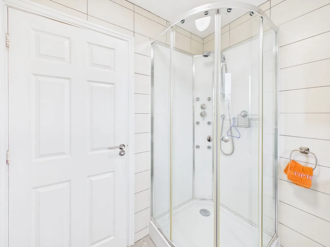 Barmhouse Mews, Hyde, SK14, photo 17