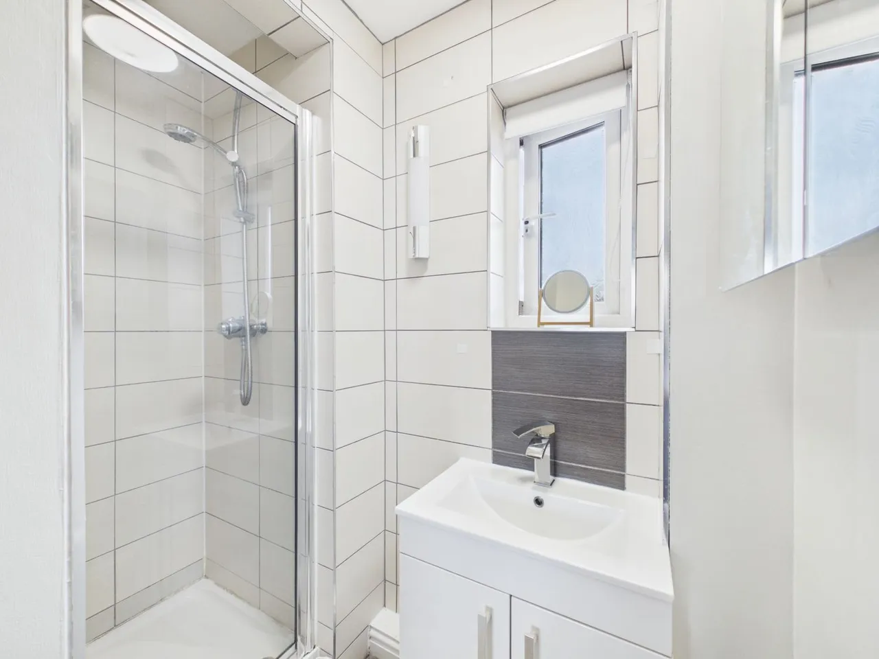 Barmhouse Mews, Hyde, SK14, photo 11