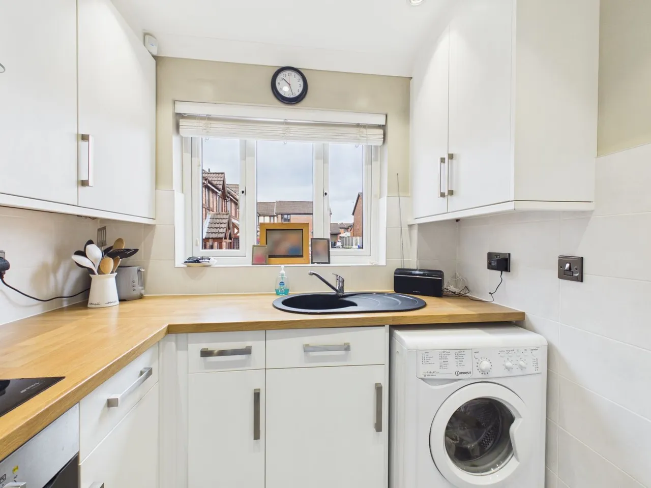 Barmhouse Mews, Hyde, SK14, photo 8