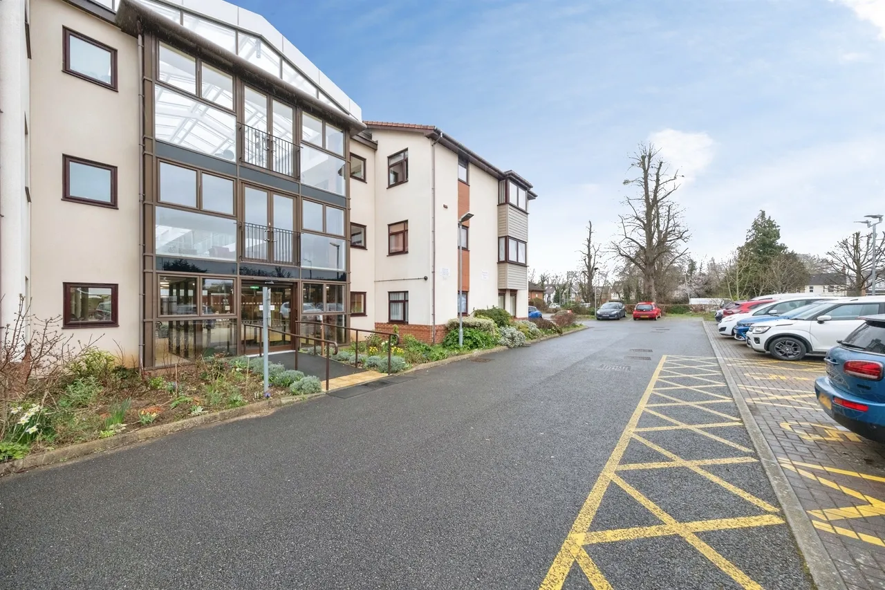 Westbury Lane, Newport Pagnell, MK16, photo 13