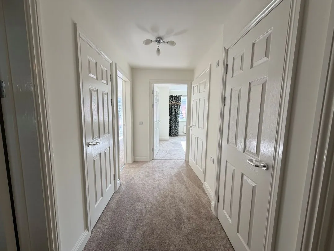 Westbury Lane, Newport Pagnell, MK16, photo 3
