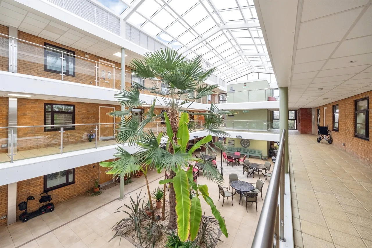 Westbury Lane, Newport Pagnell, MK16, photo 12